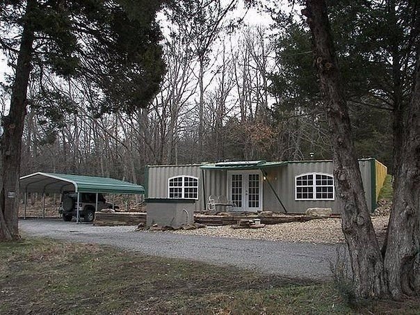 Дача из двух контейнеров