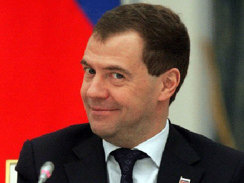 Медведев утвердил правила пользования кадилом
