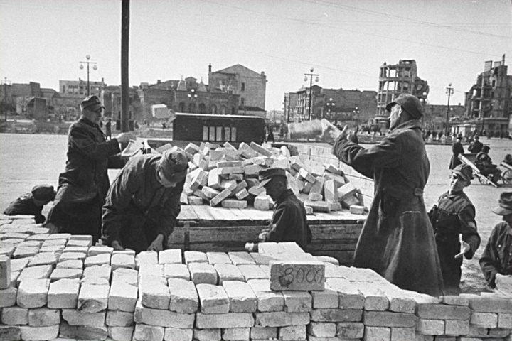 «Репарация трудом»: как немцы депортированные из Германии восстанавливали СССР