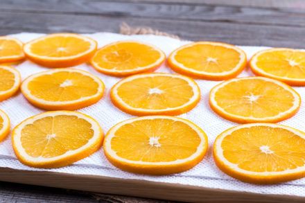 Сушеные апельсины: вкусное угощение и красивая идея