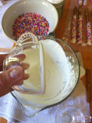 Украшаем бокалы для коктейлей. С праздником по жизни