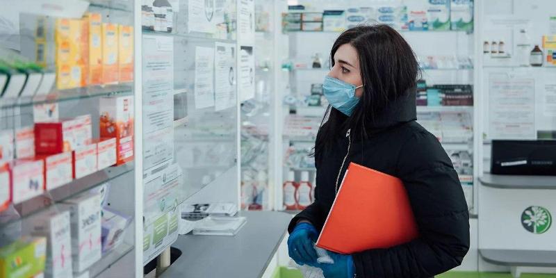 Депутат МГД Стебенкова: Соцработники до осени продолжат бесплатно доставлять лекарства
