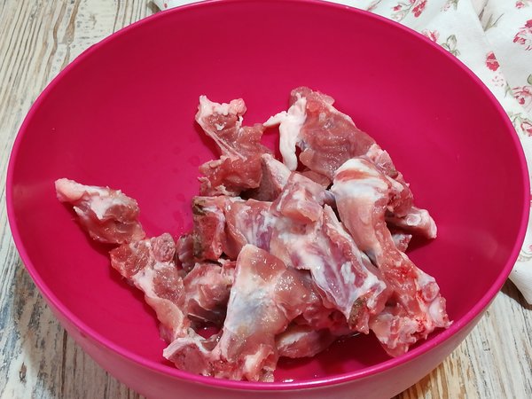 Очень вкусный наваристый и густой суп с овощами, картофелем и рисом по-узбекски Очень вкусный наваристый и густой суп с овощами, картофелем и рисом по-узбекски