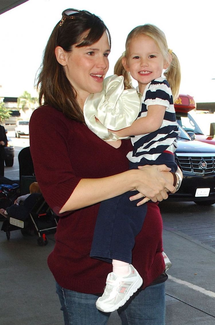 мама, дочка, похожи