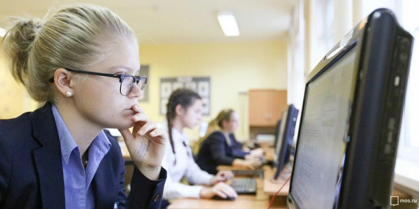 Собянин поручил открыть 30 IT-классов в школах Москвы до конца года
