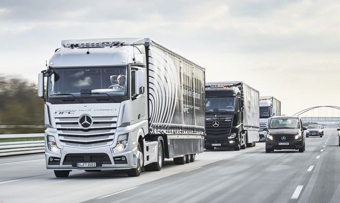 Самоуправляемые грузовики Mercedes-Benz совершили первое путишествие