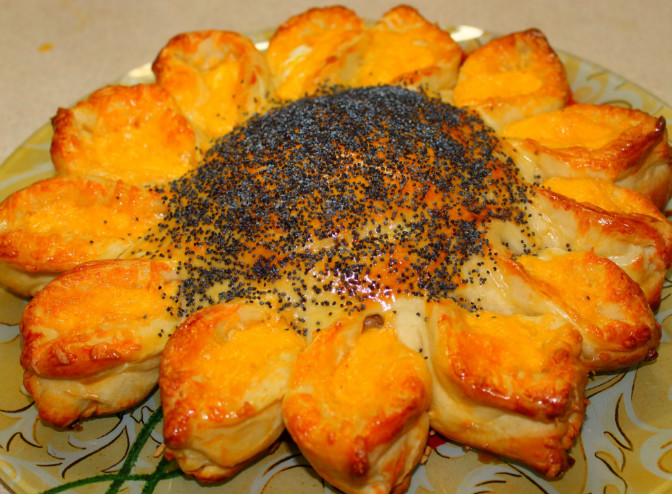 ПИРОГ С МЯСОМ И СЫРОМ *ПОДСОЛНУХ*