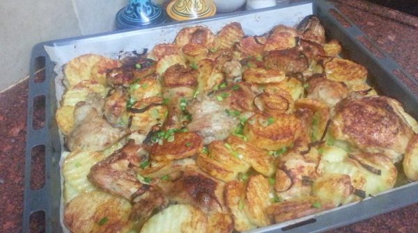 Как приготовить курицу с картофелем в шашлычном стиле Как приготовить курицу с картофелем в шашлычном стиле