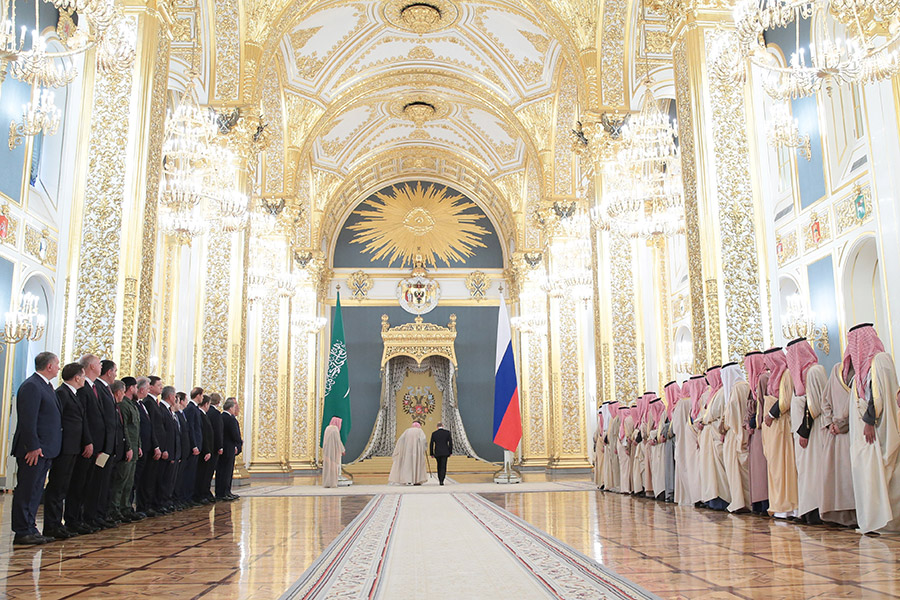 Коррупция ...и борьба с ней - не только в России... Одиннадцать саудовских принцев... "на киче"...!