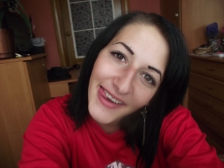 Школьные истории. "Дала ей в морду, и с ноги в живот"