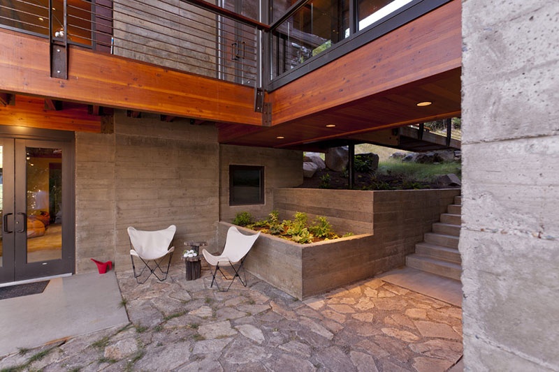 builtin-concrete-planters_270716_08