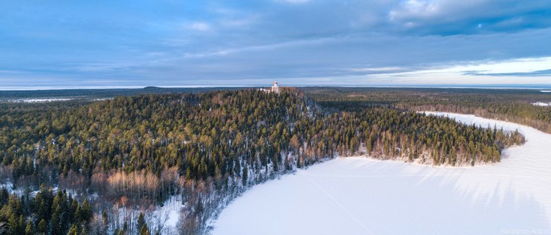 Панорама Секирной горы, снятая над Долгим озером. Панорама Секирной горы, снятая над Долгим озером. красота, природа, с высоты птичьего полета, соловки