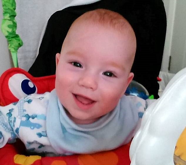 Когда он родился на 25-ой неделе, врачи не давали ему шансов выжить. Но произошло настоящее чудо... Когда он родился на 25-ой неделе, врачи не давали ему шансов выжить. Но произошло настоящее чудо...