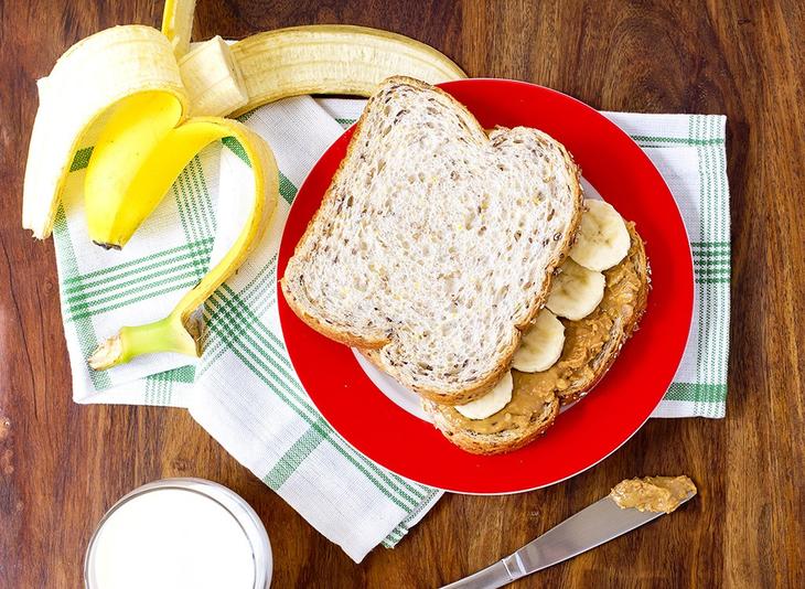 pb-banana-sandwich