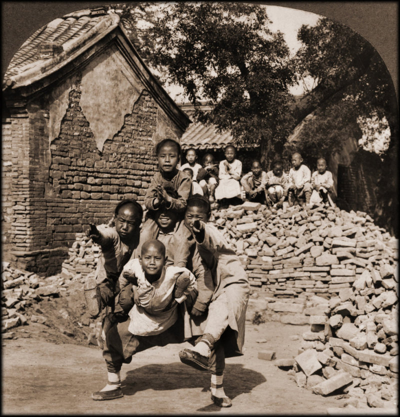 ЭТИМ ФОТОГРАФИЯМ КИТАЯ 100 ЛЕТ