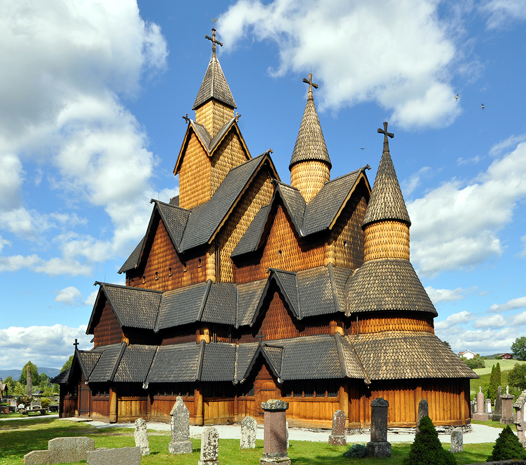 25 старинных деревянных зданий 25 старинных деревянных зданий