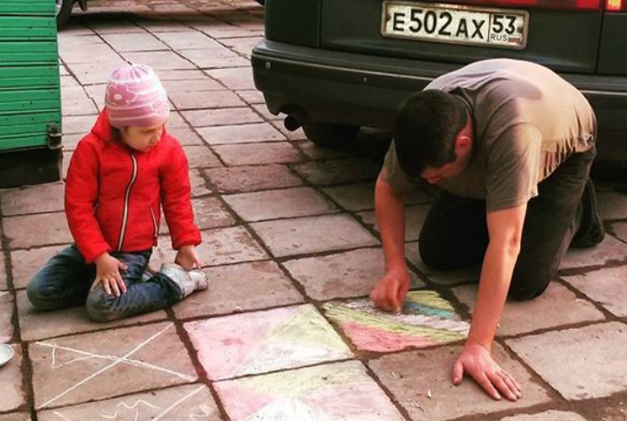 ОТЕЦ МОЛОДЕЦ: 17 ЗАБАВНЫХ ПРИМЕРОВ ПАПИНОГО ВОСПИТАНИЯ ОТЕЦ МОЛОДЕЦ: 17 ЗАБАВНЫХ ПРИМЕРОВ ПАПИНОГО ВОСПИТАНИЯ