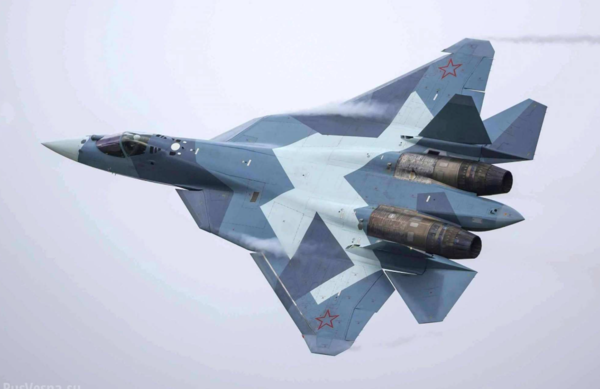 "Воздушный натиск": Почему российский беспилотный истребитель беспокоит не только НАТО? "Воздушный натиск": Почему российский беспилотный истребитель беспокоит не только НАТО?