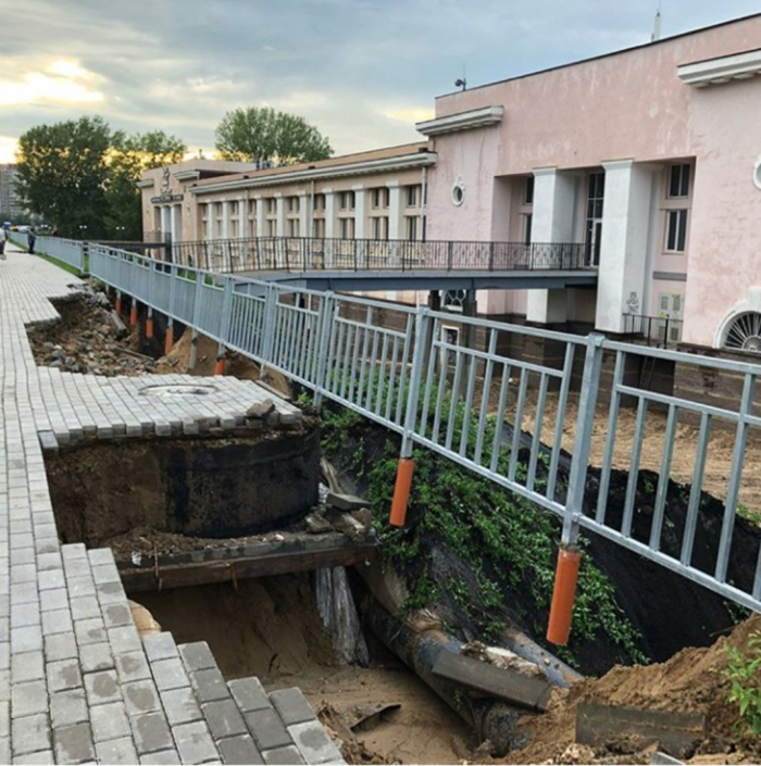 В Нижнем Новгороде ливень смыл построенные к ЧМ по футболу дороги В Нижнем Новгороде ливень смыл построенные к ЧМ по футболу дороги