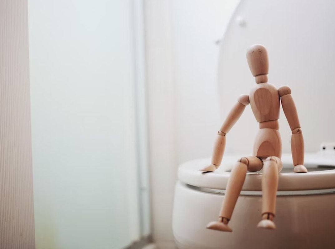 Признаки ожирения печени можно увидеть в туалете: врач