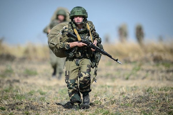 Чья подготовка лучше? Как французские курсанты наперегонки с русскими в Сен-Сире бегали Чья подготовка лучше? Как французские курсанты наперегонки с русскими в Сен-Сире бегали