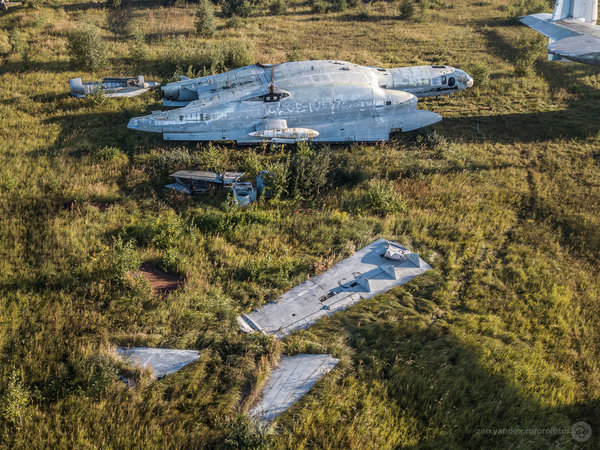 Грустная история Змея Горыныча с вертикальным взлетом. В то, что он летал, поверить трудно, но он летал Грустная история Змея Горыныча с вертикальным взлетом. В то, что он летал, поверить трудно, но он летал