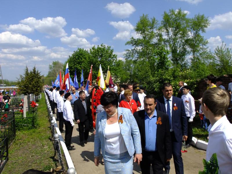 МАЙСКИЕ ХРОНИКИ МАЙСКИЕ ХРОНИКИ
