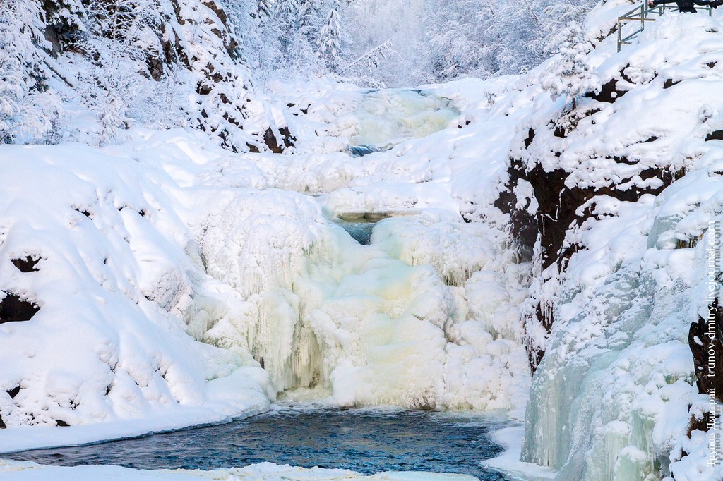 Kivach12 Замерзший, но не застывший водопад Кивач зимой