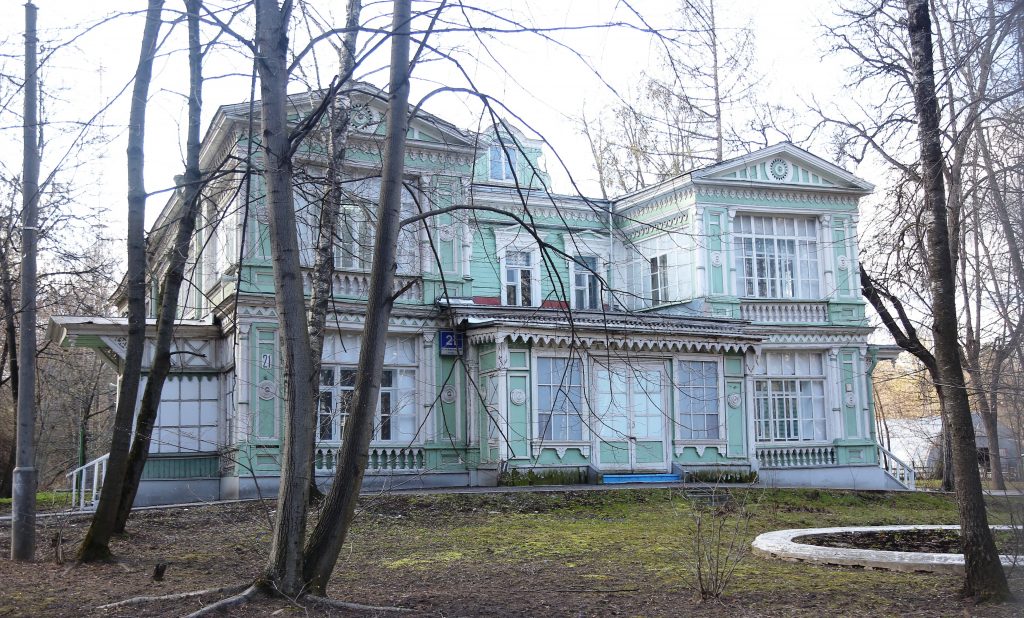 История ВАО: на Сокольническом шоссе бандиты отобрали машину у Ленина