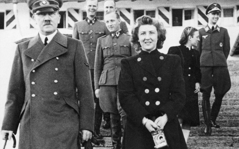 Conspiracy Theorist Argues That Hitler Escaped to Argentina Conspiracy Theorist Argues That Hitler Escaped to Argentina