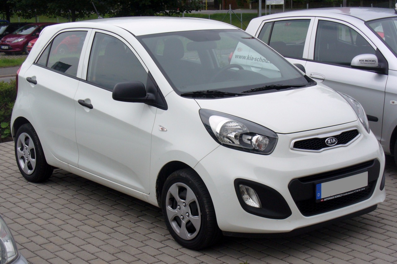 https://upload.wikimedia.org/wikipedia/commons/1/11/Kia_Picanto_F%C3%BCnft%C3%BCrer_Vision_1.0_CVVT_Schneewei%C3%9F.JPG