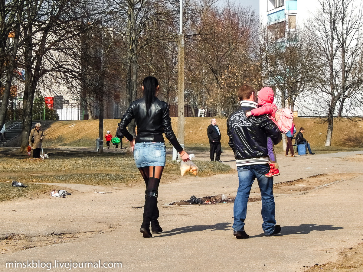 В очередь, мущины, в очередь! В очередь, мущины, в очередь!