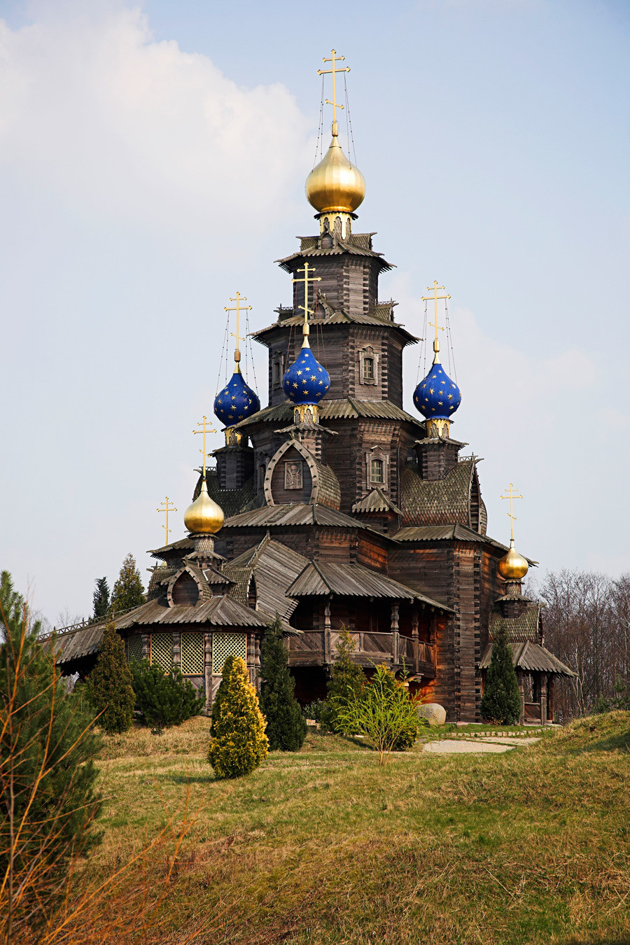 16 самых красивых русских православных храмов в мире