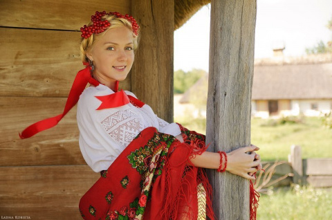 Славяночка: портреты красивых девушек