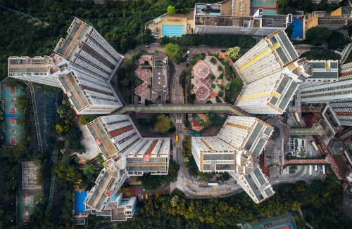 Захватывающие снимки города-крепости Коулун в Гонконге, сделанные с помощью дрона (9 фото)