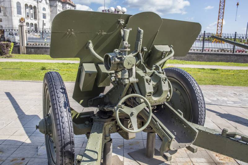 Рассказы об оружии. Ф-22. Развенчание блинного мифа Рассказы об оружии. Ф-22. Развенчание блинного мифа