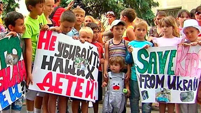 Financial Times: число беженцев с востока Украины растет, доверие к Киеву тает Financial Times: число беженцев с востока Украины растет, доверие к Киеву тает