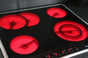 Индукция или керамика? Плюсы и минусы разных видов электроплит