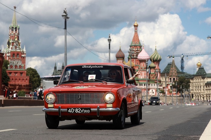 «Жигули» на улице в Москве/ Фото: novayagazeta.ru