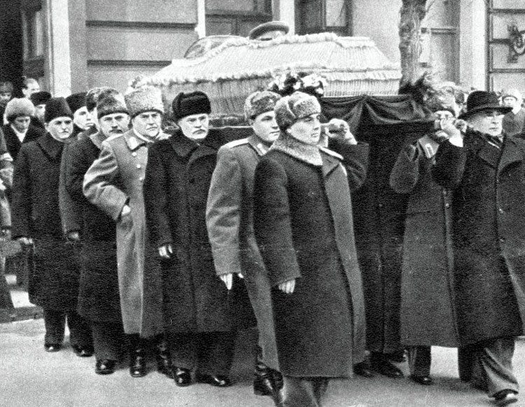 Похороны первых лиц: как хоронили Ленина, Сталина, Хрущева, Брежнева, Андропова