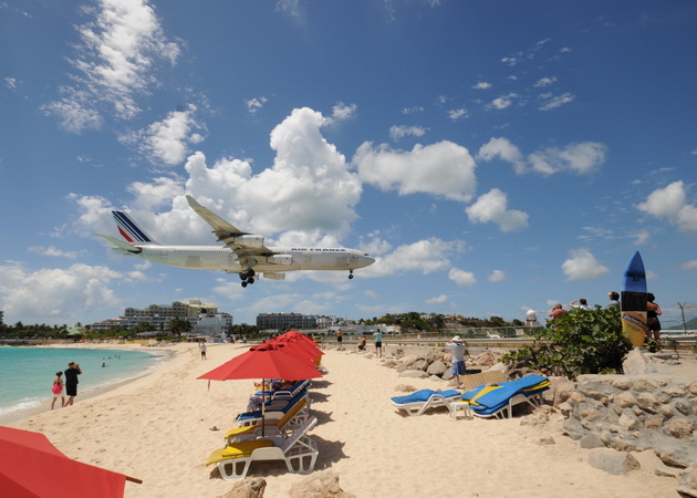 Maho Beach. Остров Святого Мартина Maho Beach. Остров Святого Мартина