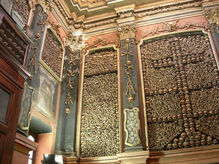 San Bernardino alle Ossa, Милан, Италия. San Bernardino alle Ossa, Милан, Италия.