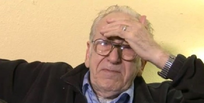 От него 55 лет скрывали страшную правду. То, что он узнал, перевернуло его жизнь... От него 55 лет скрывали страшную правду. То, что он узнал, перевернуло его жизнь...