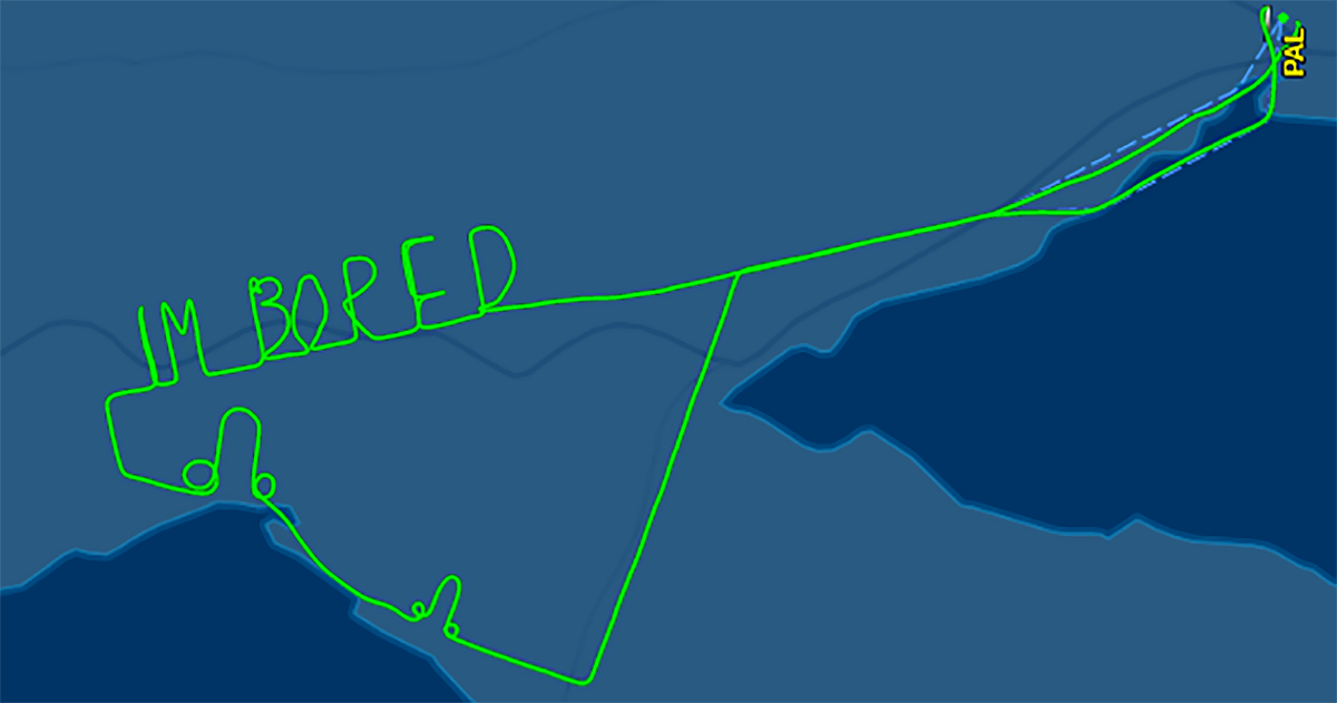 This Pilot Was So Bored During A 2-Hour Test Flight, He Literally Wrote it In The Sky
