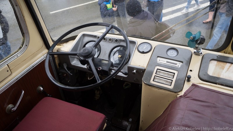 Автобусы и троллейбусы советской эпохи Автобусы и троллейбусы советской эпохи