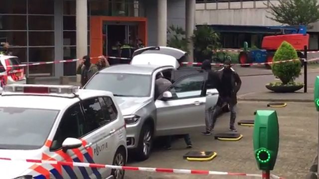Стали известны новые подробности захвата заложников на радиостанции в Нидерландах