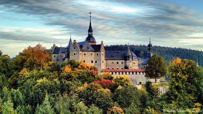   - Burg Lauenstein