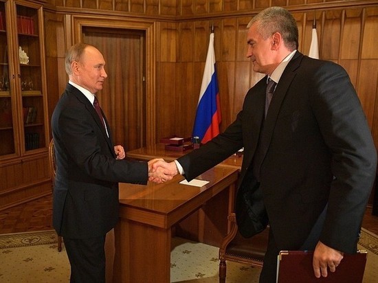 Аксёнов: СССР не распался бы при президенте Путине Аксёнов: СССР не распался бы при президенте Путине