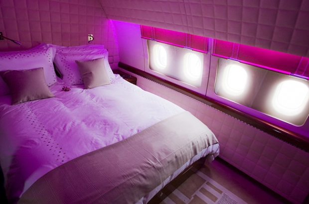 По желанию клиента часть салона самолета Airbus ACJ319 можно оборудовать под спальню