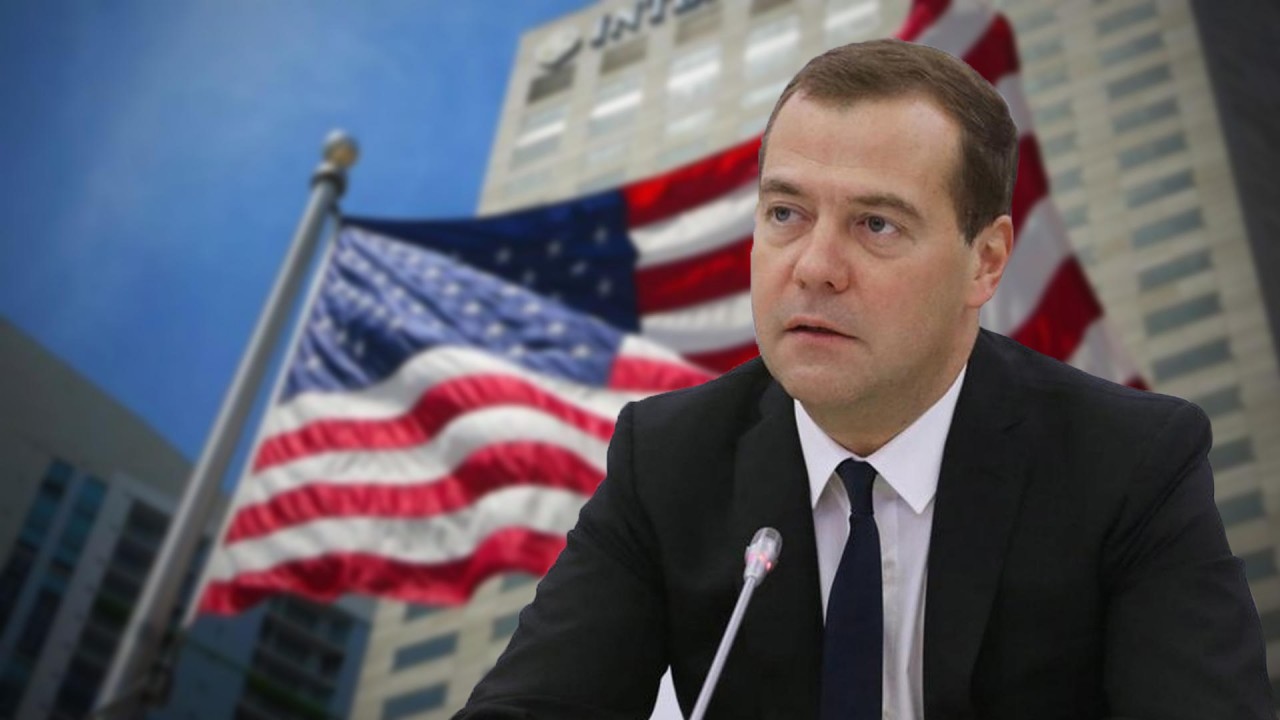 Дума пытается напугать Запад Медведевым: из закона о контрсанкциях вырезали всю конкретику